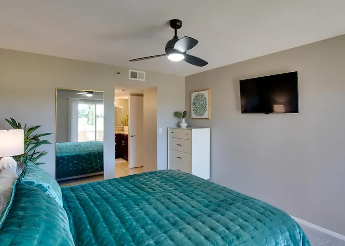 2 Mi To Old Town Scottsdale: W/ Pool Access!