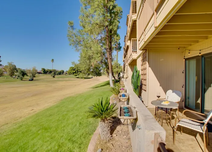 Holiday home 2 Mi To Old Town Scottsdale: W/ Pool Access!