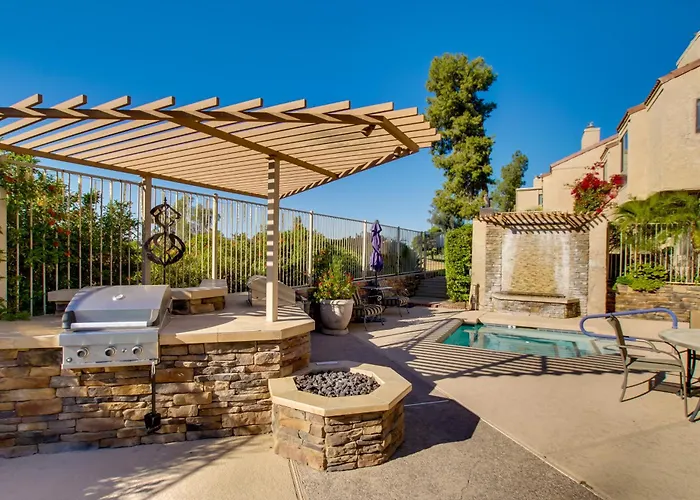 Holiday home 2 Mi To Old Town Scottsdale: W/ Pool Access!